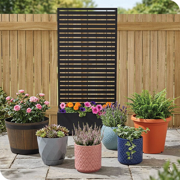 Garden pots and planters at The Range